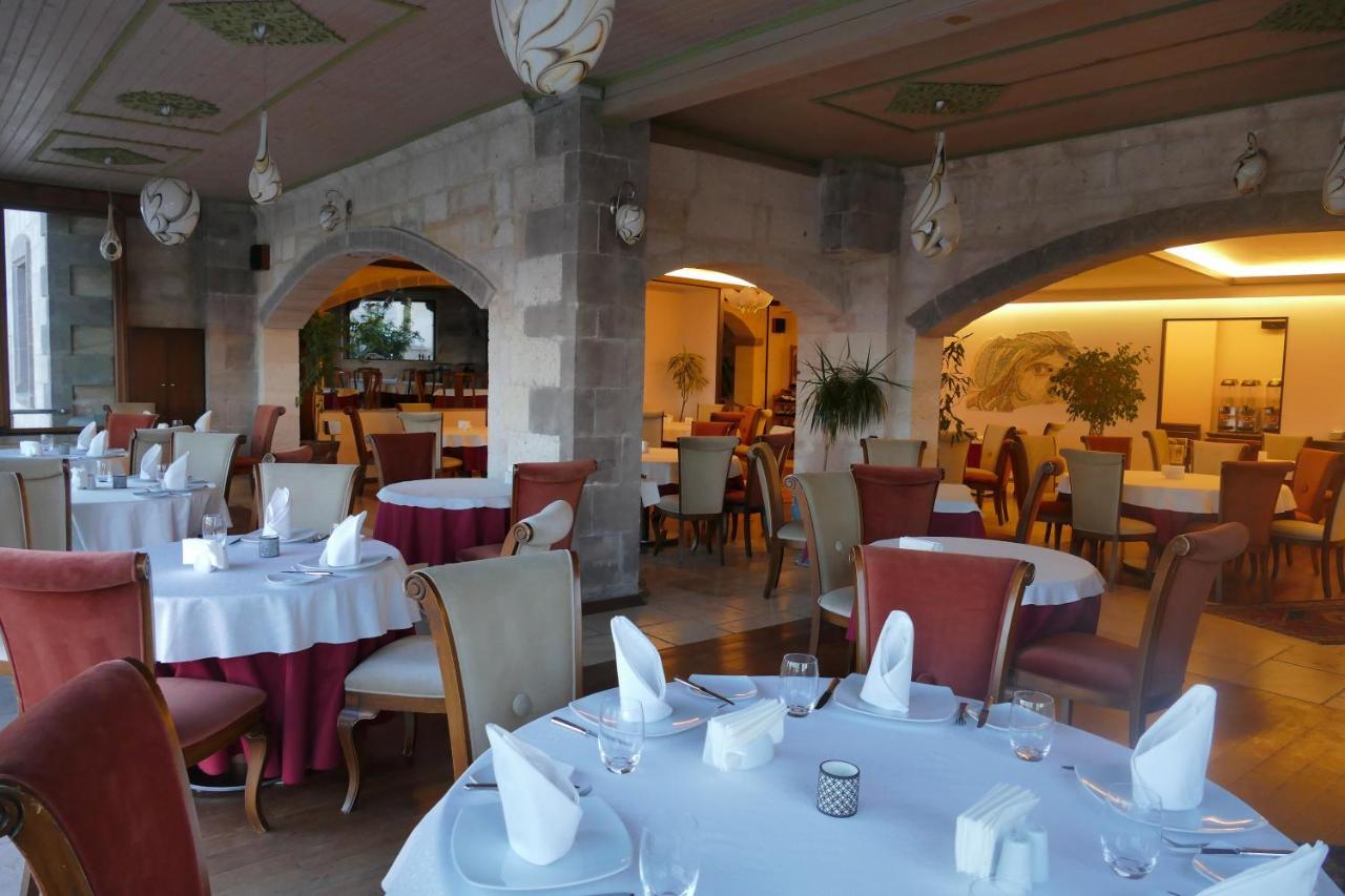 Cappadocia Cave Resort & Spa Учгісар Екстер'єр фото