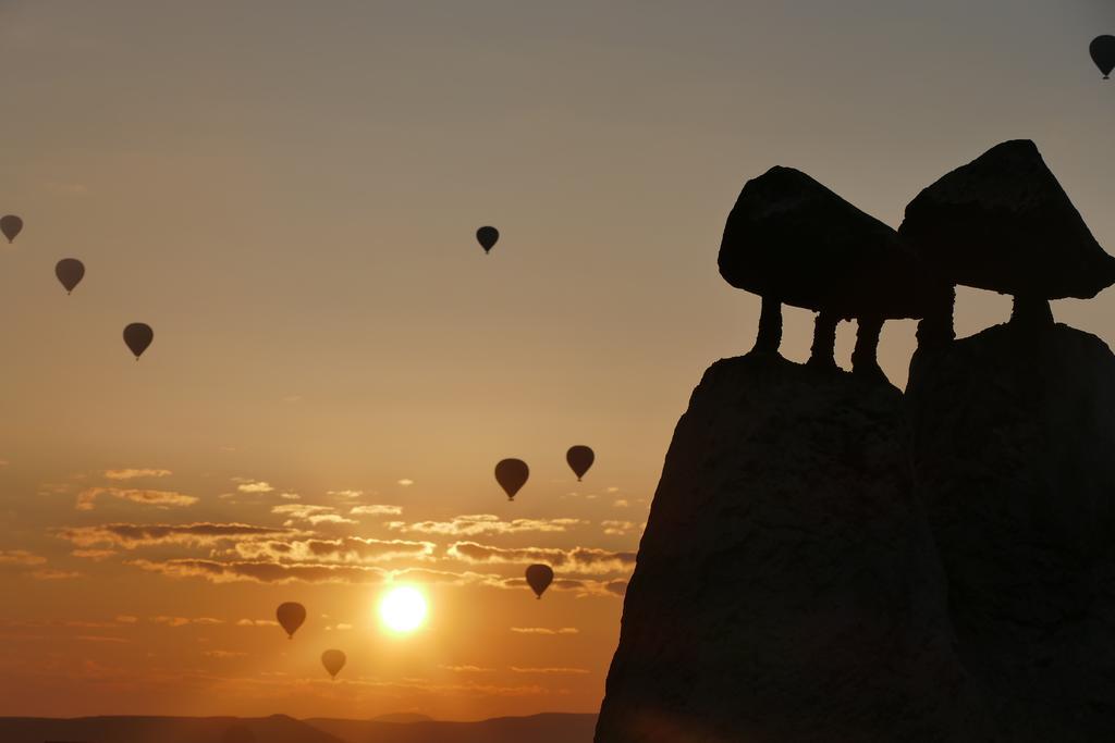 Cappadocia Cave Resort & Spa Учгісар Екстер'єр фото